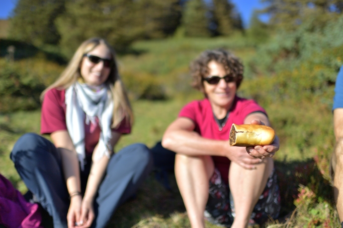 kulinarik_wandern_lunchsack_birnbrot_claudiogodenzi.jpg