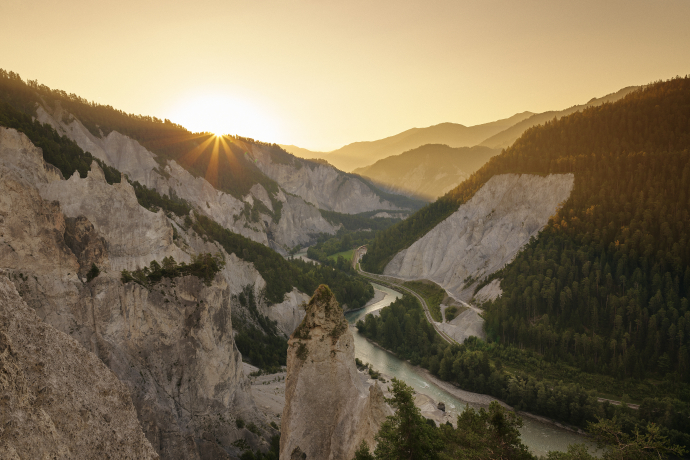 alpinecircle_sc_sh3342_rheinschlucht_d163489.jpg